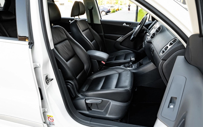 Volkswagen Tiguan cena 39900 przebieg: 230000, rok produkcji 2009 z Stargard małe 667